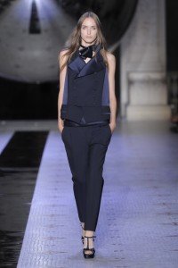 Dice Kayek Autumn Winter 2015 Collection