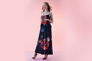 Gusto red rose-patterned long dress